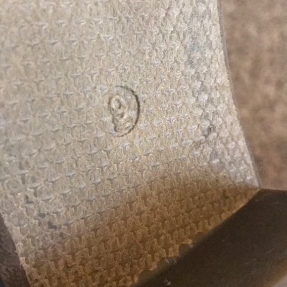 🎉3/$25 Beston Grey Booties size 9 - Picture 3 of 5